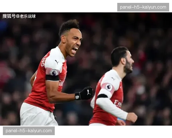 欧足联要求每平方米最多容纳4.7人，多特蒙德现行标准为5人